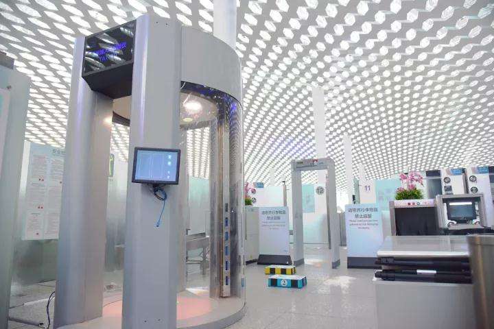 毫米波人體成像安檢係統將（jiāng）被廣泛（fàn）應用於車站等需要安檢的公共場所