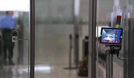 首都（dōu）機場啟用高效通道（dào） 安檢用時至少節省30秒（miǎo）