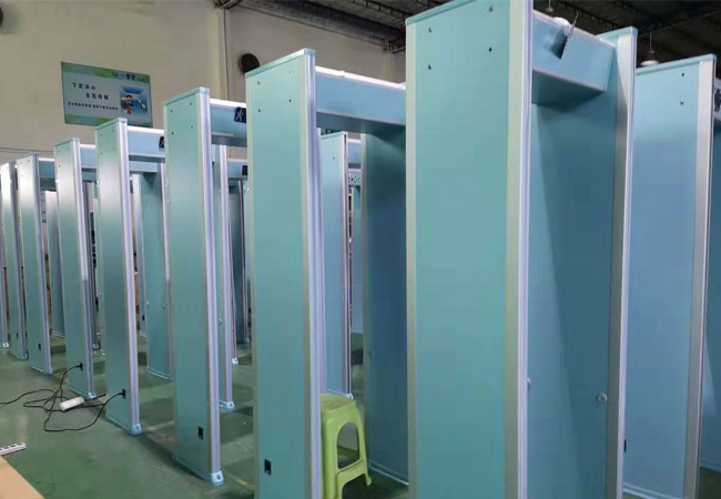 手（shǒu）機安檢門報警原理