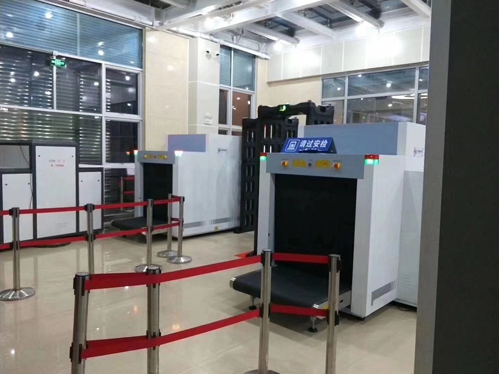 春運回家，車（chē）站行李過安檢機安檢需留意被掉（diào）包或被順（shùn）走